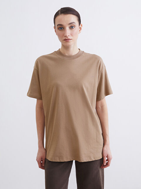 LCW Modest Bisiklet Yaka Kadın Tişört