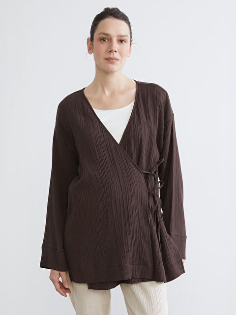 LCWAIKIKI Classic Kruvaze Yaka Dokulu Kadın Müslin Kimono - S6G012Z8-HMK