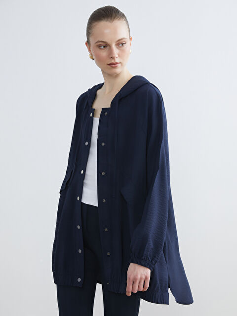 LCWAIKIKI Classic Kapüşonlu Kadın Ceket	 - S6G147Z8-2E2