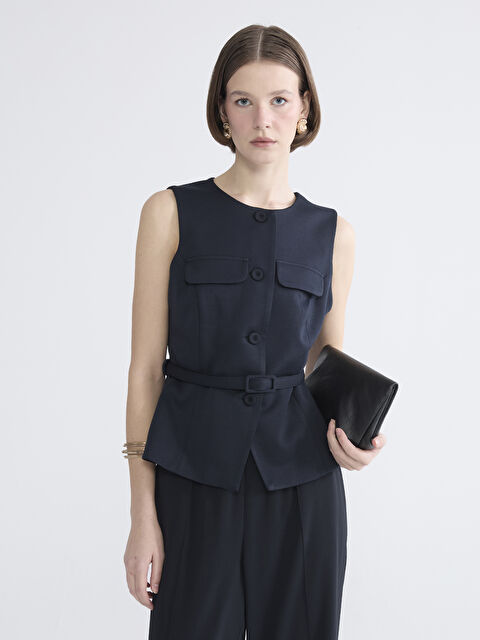 LCWAIKIKI Classic Bisiklet Yaka Beli Kemerli Kadın Yelek - S6G465Z8-CRP