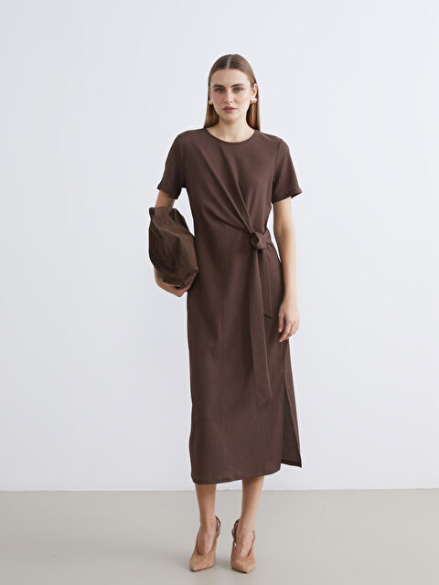 LCWAIKIKI Classic Crew Neck Tie-Detail Dress