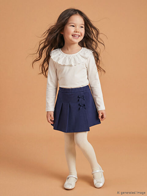 LCW Kids Kız Çocuk Şort Etek ve Külotlu Çorap  - S6G620Z1-HPN