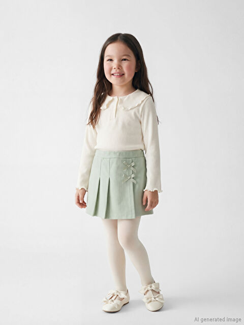 LCW Kids Kız Çocuk Şort Etek ve Külotlu Çorap  - S6G620Z1-FJY