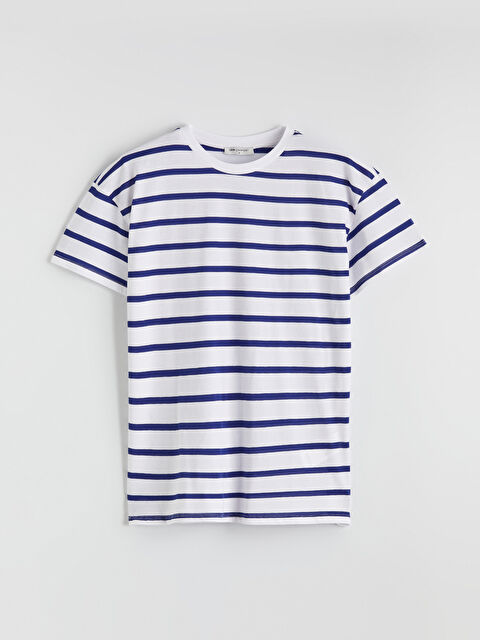 LCW Comfort Bisiklet Yaka Çizgili Kadın Tişört	 - S6G824Z8-LEN