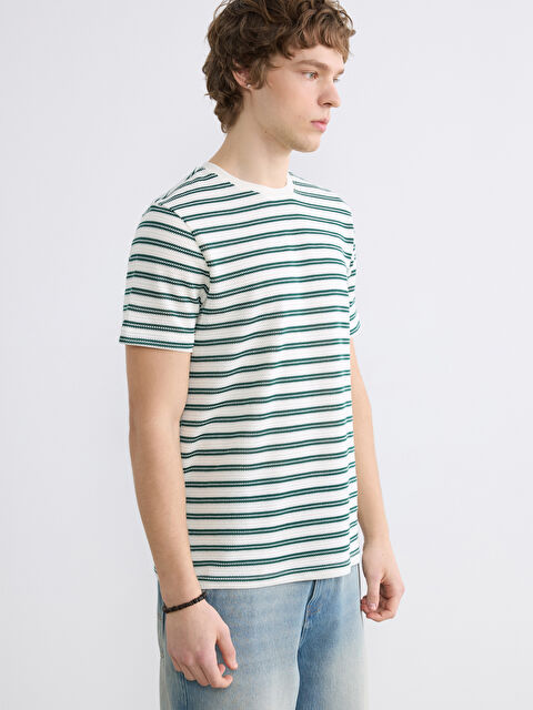 XSIDE Bisiklet Yaka Çizgili Erkek Tişört - S6GB23Z8-LFT