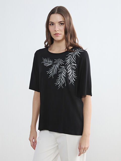 LCW ECO Bisiklet Yaka Çiçekli Kadın Tişört - S6GK42Z8-RQL