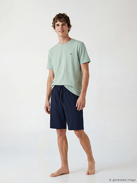 LC WAIKIKI Standart Kalıp Erkek Şortlu Pijama Takımı