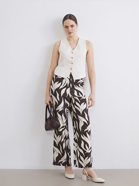 LCWAIKIKI Classic Frau BRAUN Hosen - S6GP51Z8-LQY