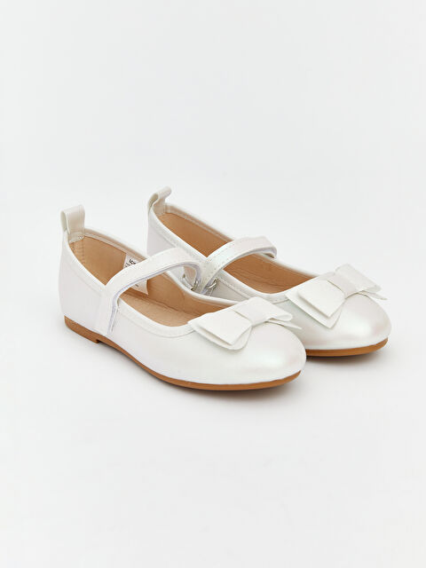 LCW STEPS Deri Görünümlü Kız Çocuk Babet - S6H379Z4-EEW