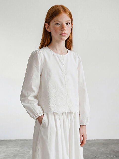 LCW Girls Studio Brode İşlemeli Balon Kollu Kız Çocuk Gömlek - S6H490Z4-R9J