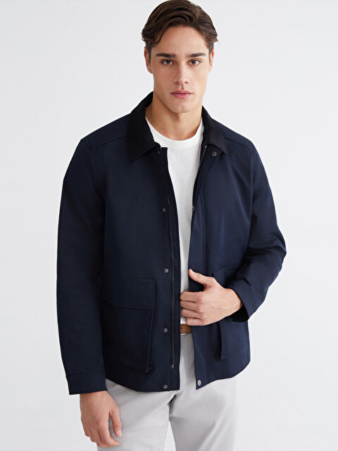 LCWAIKIKI Classic Regular Fit  Kadife Yaka Gabardin Erkek Mont - S6H496Z8-RFD