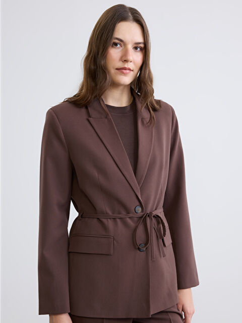 LCWAIKIKI Classic Beli Kuşaklı Kadın Blazer Ceket - S6H528Z8-2FH