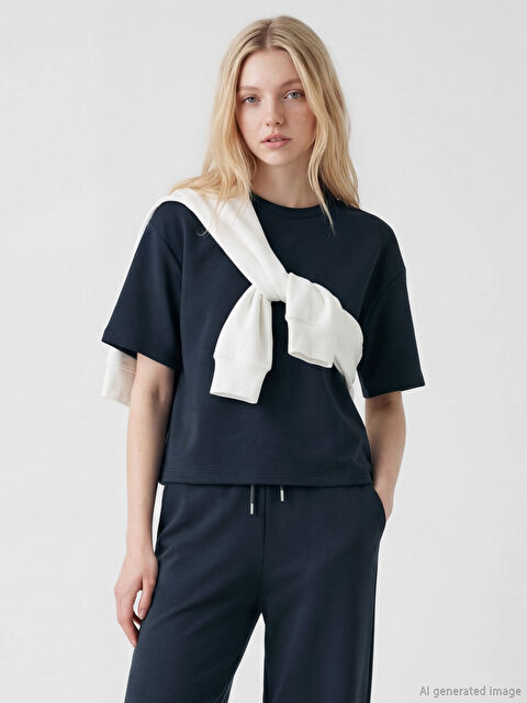 XSIDE Bisiklet Yaka Soft Touch Oversize Kadın Tişört	 - S6H617Z8-VDL