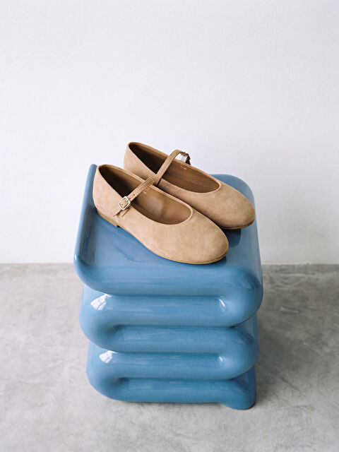 LCW STEPS Süet Görünümlü Kız Çocuk Babet  - S6HJ23Z4-JJ5