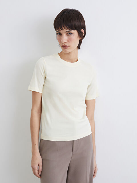 LCW Vision Bisiklet Yaka Kadın Tişört	 - S6HL27Z8-FDN