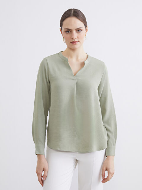 LCWAIKIKI Classic Textured blouse with an asymmetrical neckline. - S6HQ53Z8-GHY