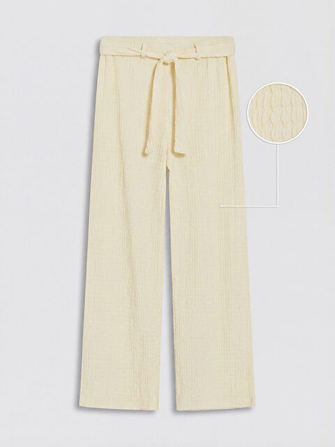 LCW Kids Geniş Paça Kız Çocuk Dokulu Pantolon
