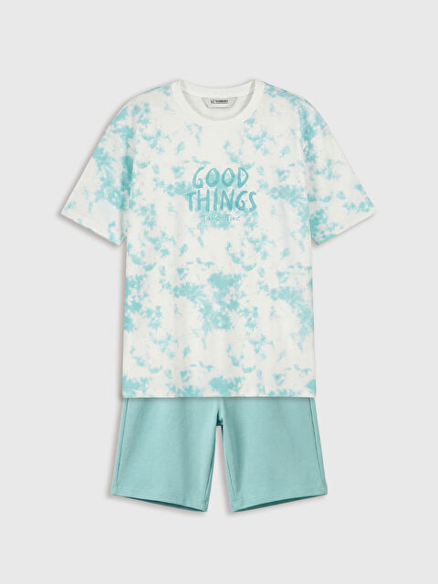 LCW Kids طقم أولادي مطبوع بنمط تاي داي