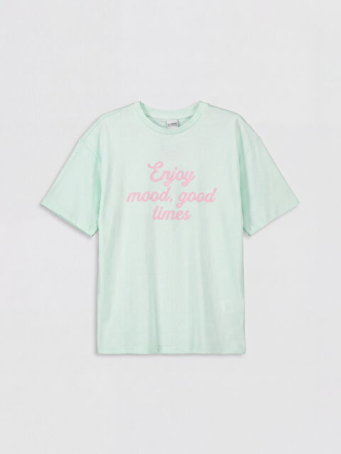 LCW Kids Bisiklet Yaka Slogan Baskılı Kız Çocuk Tişört