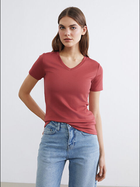 LCWAIKIKI Basic V Yaka Soft Touch Kadın Tişört - S6I981Z8-H5Q