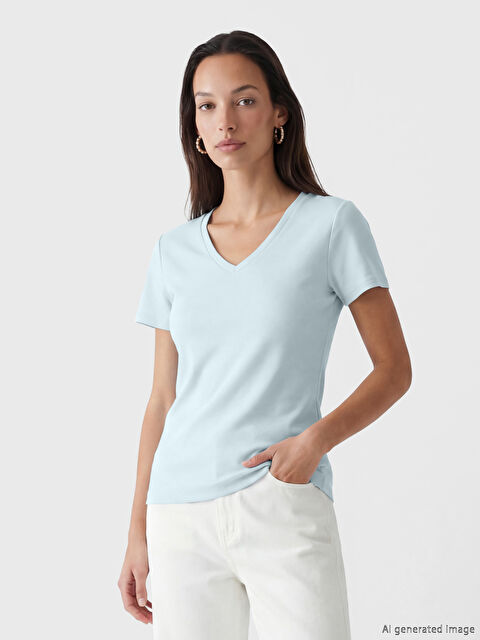 LCW EVERYDAY V Yaka Soft Touch Kadın Tişört	 - S6I981Z8-QXL