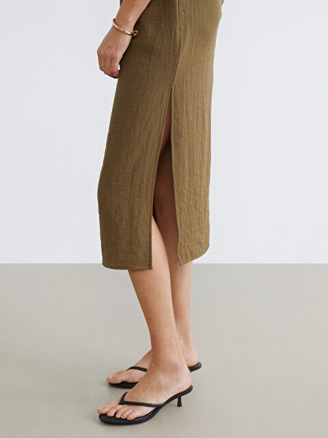 LCW Vision Crew Neck Slit Ruched Dress - S6IA66Z8-CRR - LC Waikiki