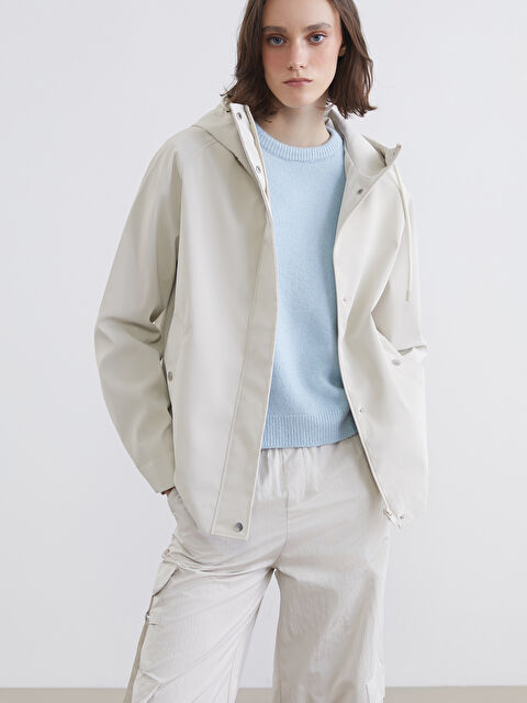 XSIDE Kapüşonlu Oversize Kadın Deri Görünümlü Yağmurluk - S6IJ05Z8-R9J