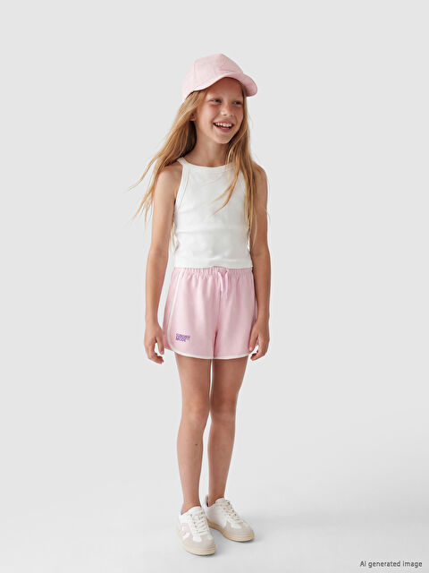 LCW Kids Yan Şeritli Baskılı Kız Çocuk Şort