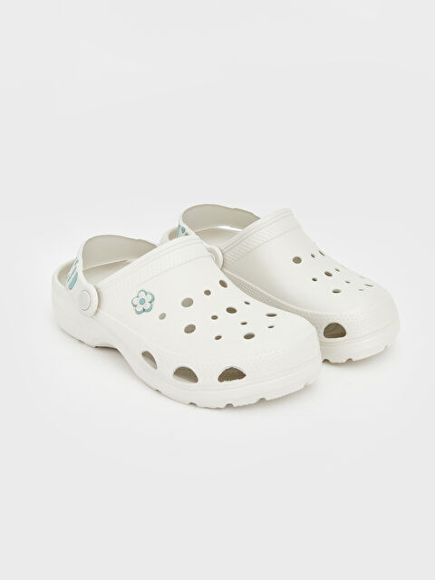 LCW STEPS Çiçek Baskılı Kadın Plaj Sandaleti  - S6IL61Z8-S3N