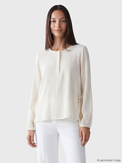 LCWAIKIKI Classic Woman ECRU Blouse