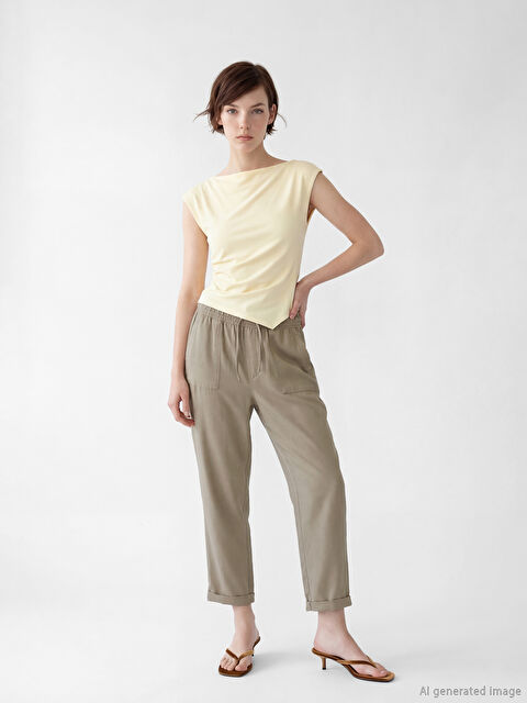 LCW Jeans Дънки с еластична талия карот фит за жени