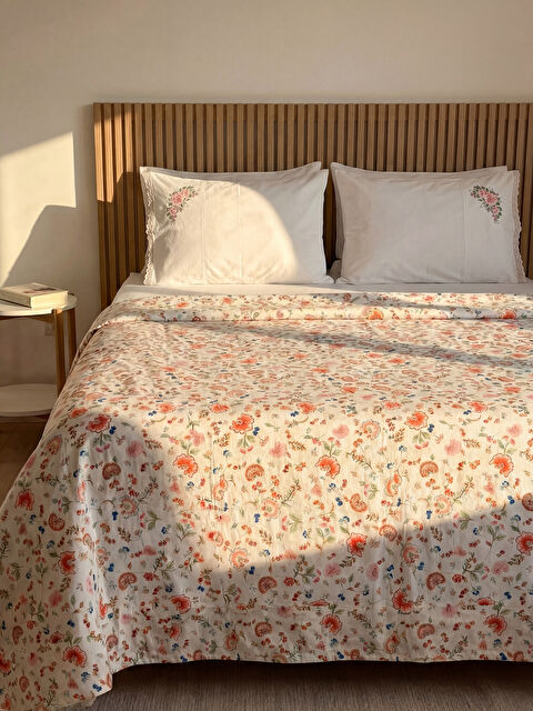 LCW HOME Çiçekli Pamuklu Çift Kişilik Pike Takımı