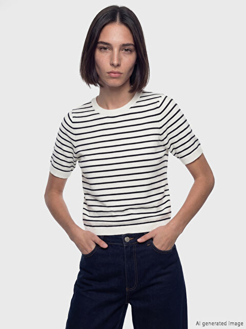 LCW Vision Bisiklet Yaka Çizgili Kadın Triko Kazak