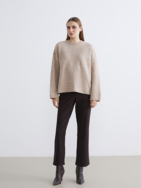 LCWAIKIKI Classic Beli Lastikli Havuç Kesim Kadın Pantolon - S6JG85Z8-ZP7