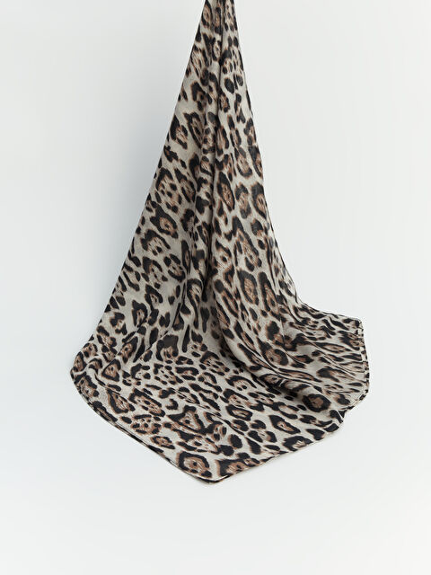 LCW ACCESSORIES ئیسکەرفی ژنانه‌ی نەخشدار بە شێوەی لێۆپارد