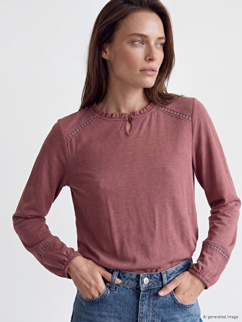 LCW Grace Bisiklet Yaka Nakışlı Bluz