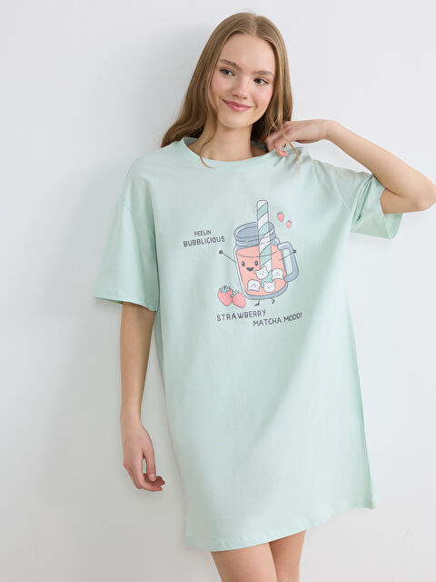 LCW Young Bisiklet Yaka Baskılı Oversize Kadın Gecelik - S6JS06Z8-G3R