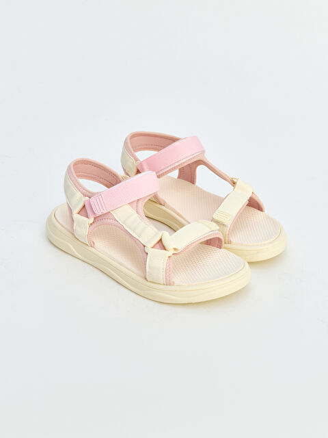 LCW STEPS Cırt Cırtlı Kız Çocuk Sandalet