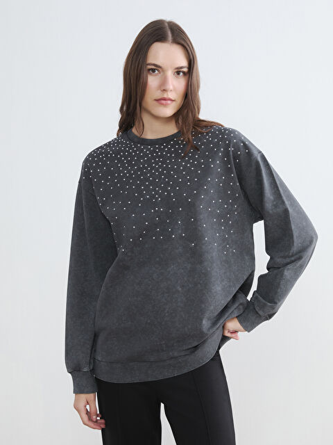 LCW Comfort Bisiklet Yaka Taşlı Kadın Sweatshirt - S6JU01Z8-JX7