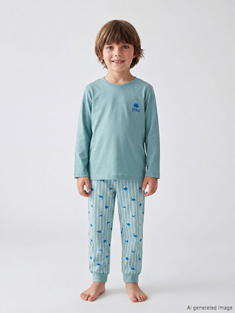 LCW Kids Bisiklet Yaka Baskılı Erkek Çocuk Pijama Takımı