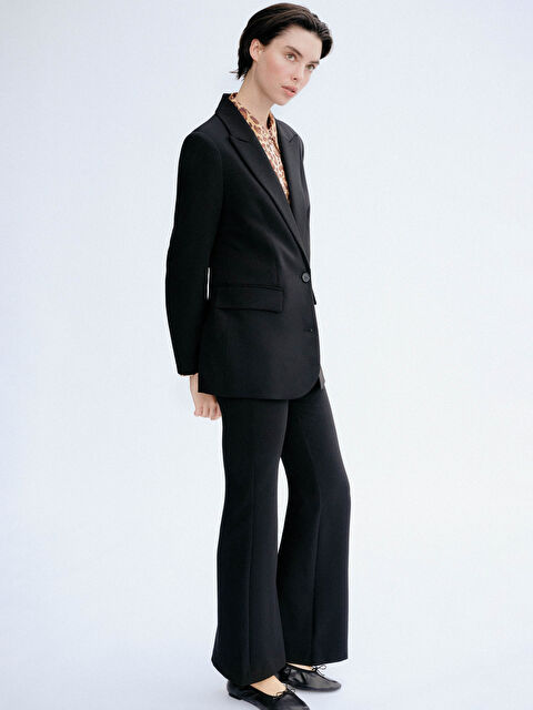 LCW Modest Beli Lastikli İspanyol Paça Kadın Pantolon - S6K211Z8-CVL