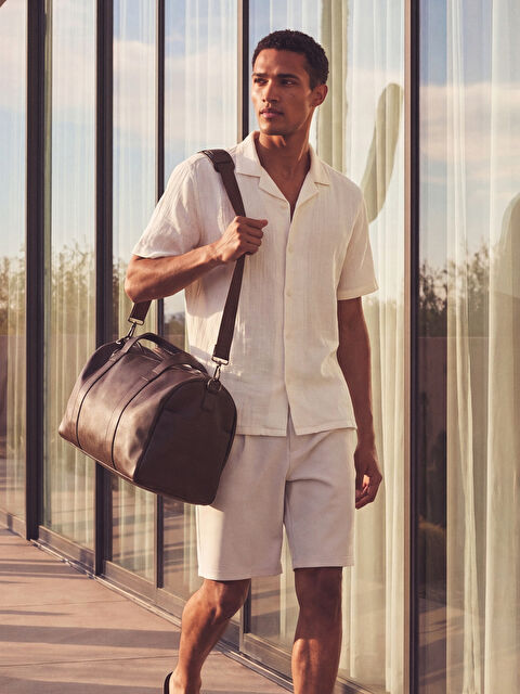 LCW Vision Regular Fit Kısa Kollu Müslin Erkek Gömlek	