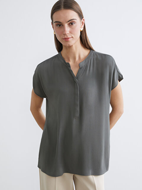 LCW ECO Kaçık Yaka Dokulu Bluz - S6K343Z8-11G