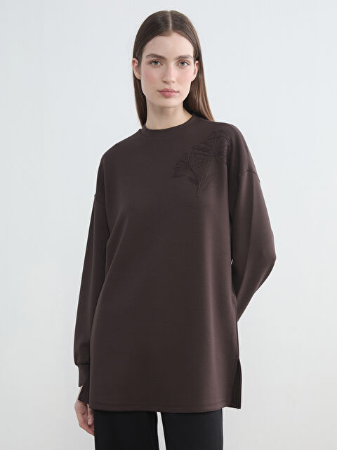 LCW Modest Bisiklet Yaka Nakışlı Kadın Sweatshirt Tunik - S6K585Z8-HMK
