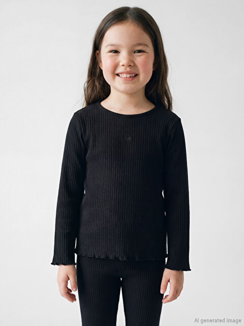 LCW Kids Kalp Nakışlı Kız Çocuk Fitilli Tişört - S6K800Z1-CVL