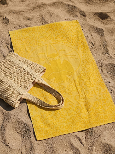 LCW ECO Desenli Erkek Çocuk Plaj Havlusu 70x140 cm - S6K829Z4-V3Q