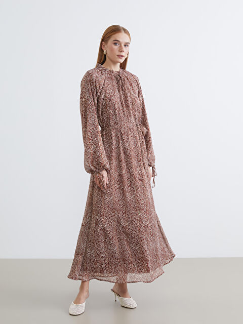 LCW Modest Bağlamalı Yaka Fırfırlı Balon Kollu Desenli Elbise - S6KA67Z8-LQY