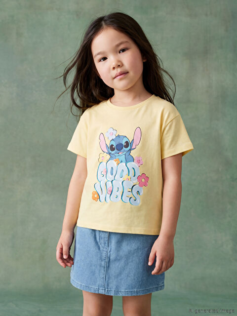 LCW Kids Lilo ve Stitch Baskılı Kız Çocuk Tişört