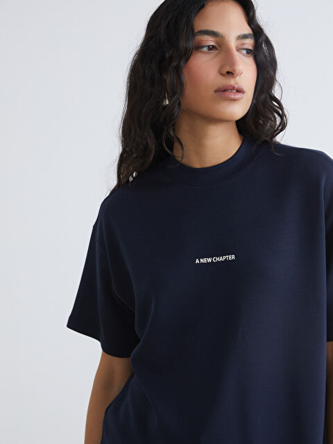 LCW Modest Bisiklet Yaka Baskılı Kadın Tişört - S6KD09Z8-HRZ