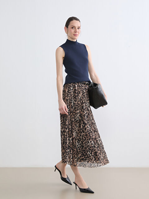 LCWAIKIKI Classic Beli Kemerli Desenli Şifon Pileli Etek - S6KD28Z8-LQY